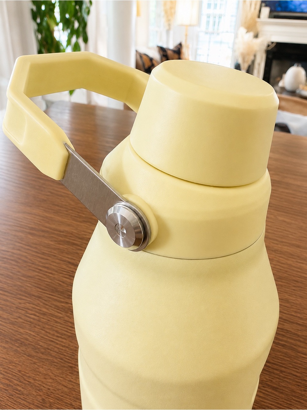 Stanley IceFlow AeroLight 50oz Water Bottle Fast Flow Lid vibrant Pomelo Yellow - Picture 6 of 6